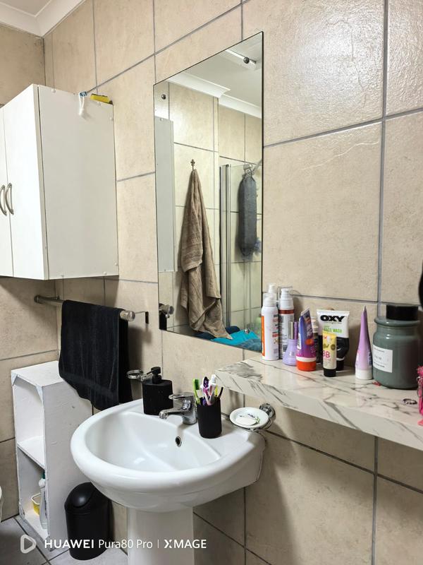 2 Bedroom Property for Sale in Heiderand Western Cape
